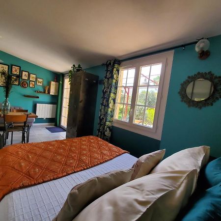 La Dolce Vita - Studio dans propriété avec piscine Montpeyroux  Extérieur photo